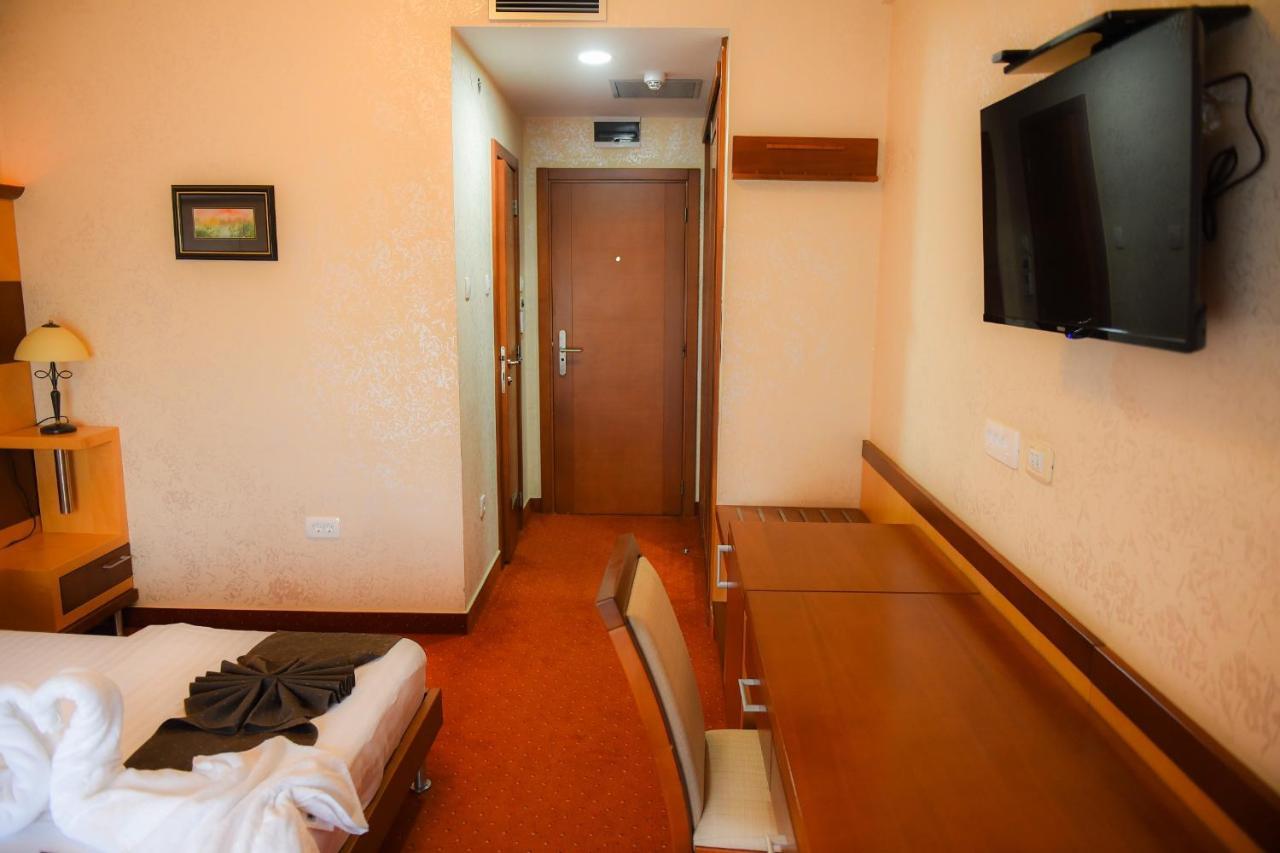 Hotel Marshal Niksic Luaran gambar