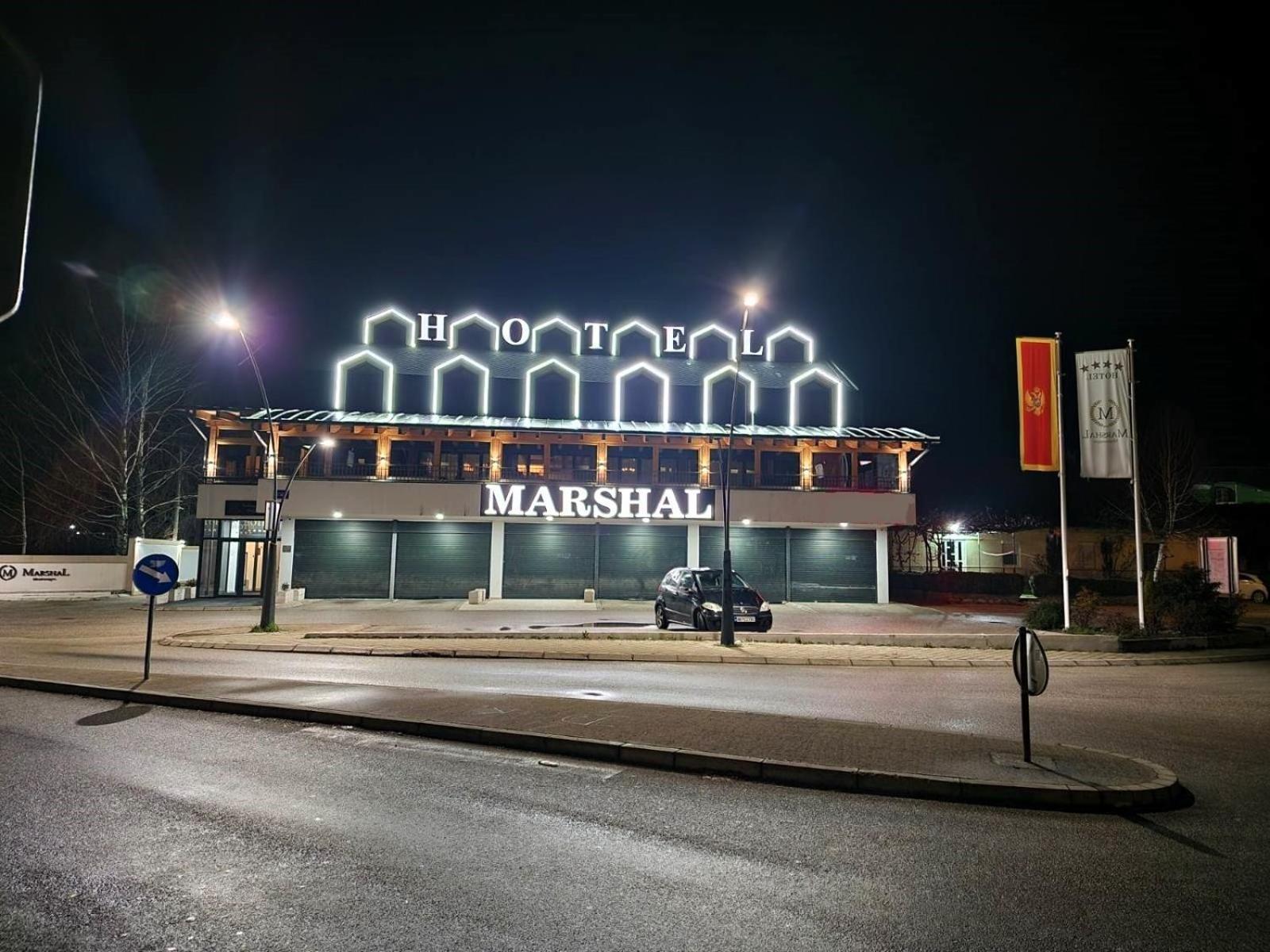 Hotel Marshal Niksic Luaran gambar
