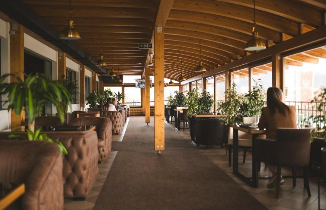 Hotel Marshal Niksic Luaran gambar