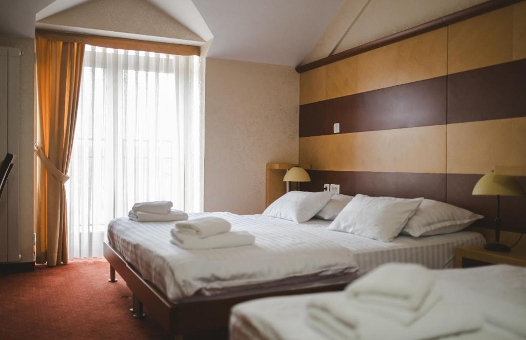 Hotel Marshal Niksic Luaran gambar
