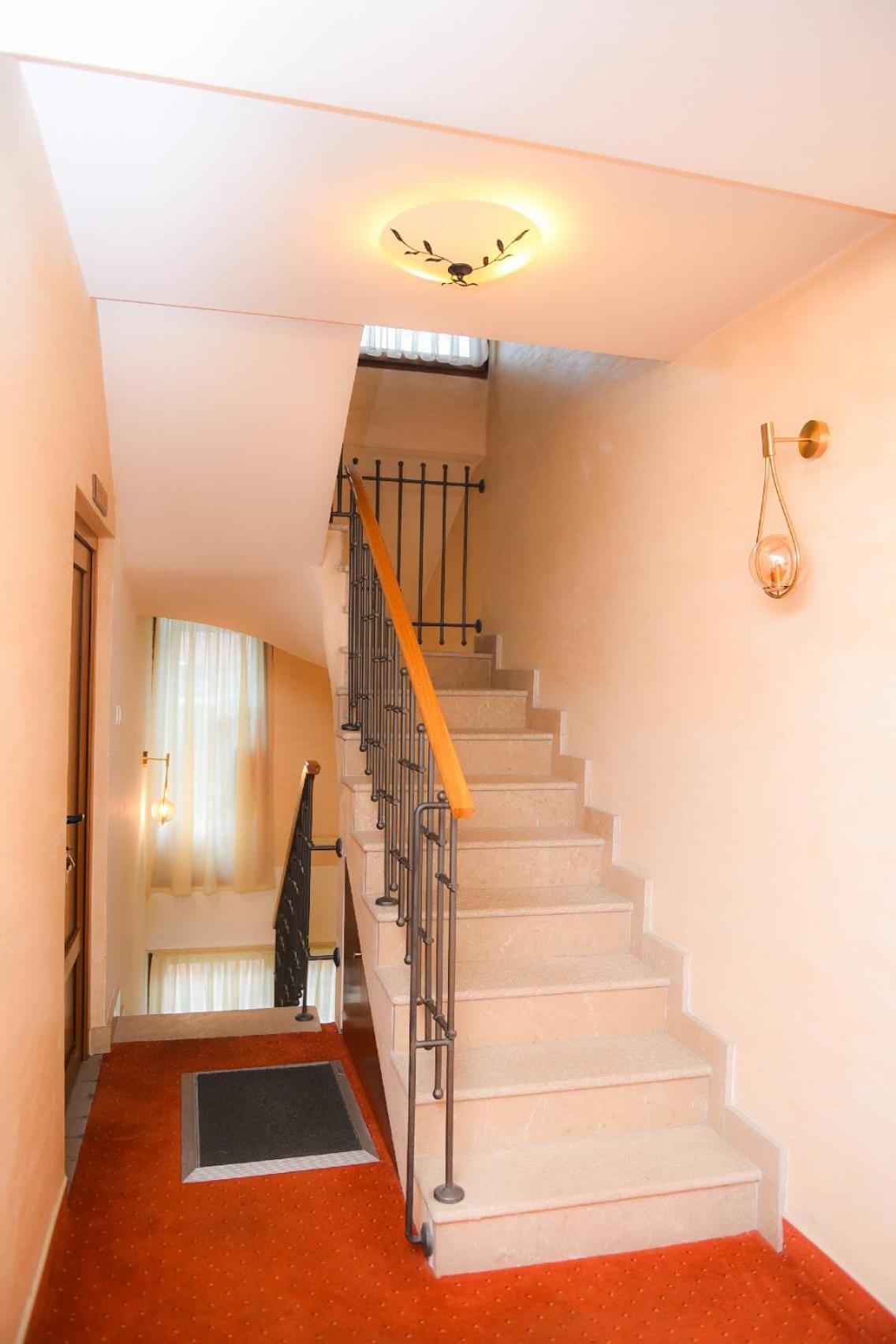 Hotel Marshal Niksic Luaran gambar